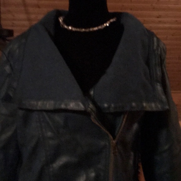 Metaphor Jacket - Picture 3 of 8